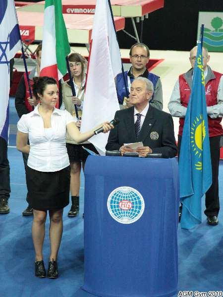 le professeur Bruno Grandi prsident de la FIG clt les championnats